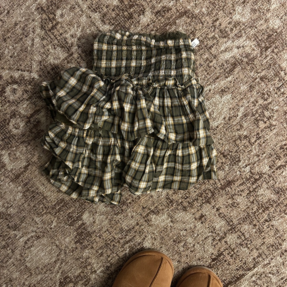 Plaid Ruffle Skirt - Picture 3 of 4